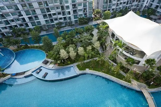 Dusit Grand Park by GrandisVillas - Havuz
