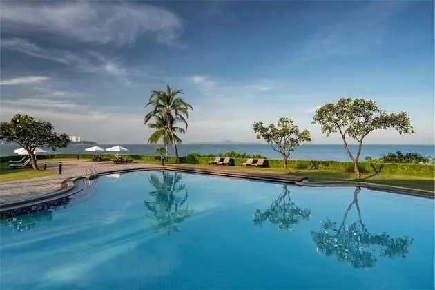 Dusit Thani Pattaya - Havuz