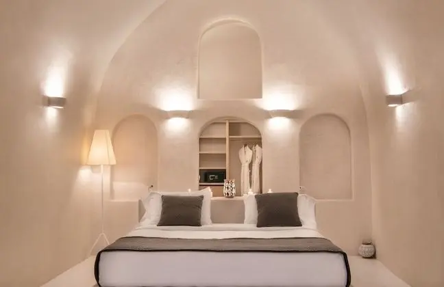 Villa Dusk in Fira Santorini