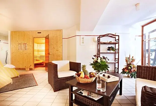 Hotel Dusseldorf City by Tulip Inn - Havuz