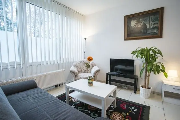 Düsseldorf Comfort Apartment - 1