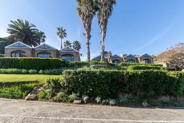 Dutton's Cove Guesthouse