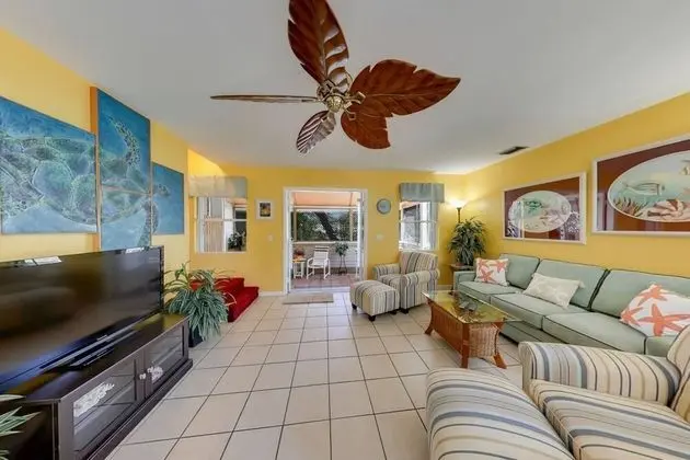 Duval Sea Turtle by Avantstay Great Location Close to Shops Shared Pool! - İç Mekan