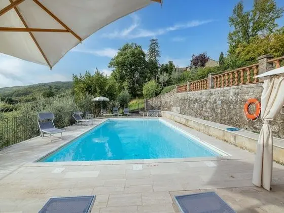 Dwelling in Renovated Barn near Birthplace of Michelangelo - Havuz