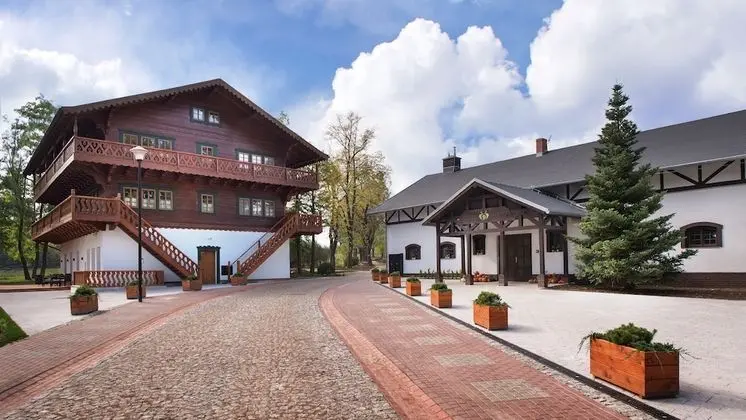 Dworzysko Hotel & Restaurant - 1