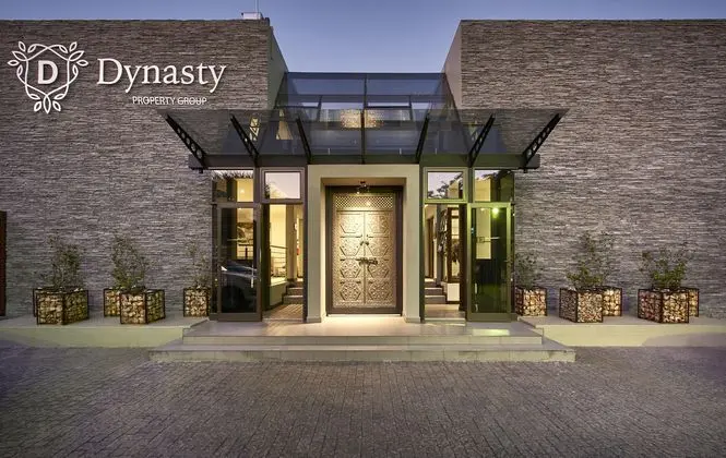 DYNASTY FOREST SANDOWN HOTEL CONFERENCE