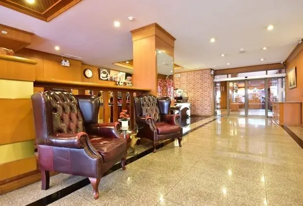 Dynasty Inn Pattaya - Lobi