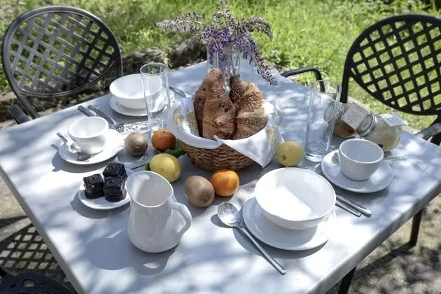 Hotel e Appartamenti al Prà de la Fam - Yerinde Yemek