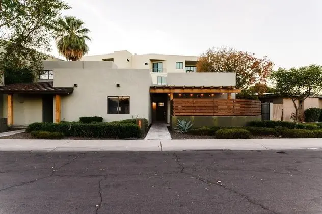 E Mcknight 2 - Onyx in Scottsdale