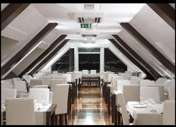 E Hotel - Genel