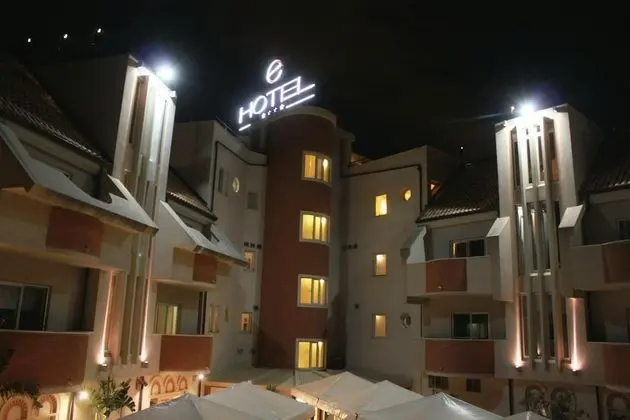 E Hotel - Genel