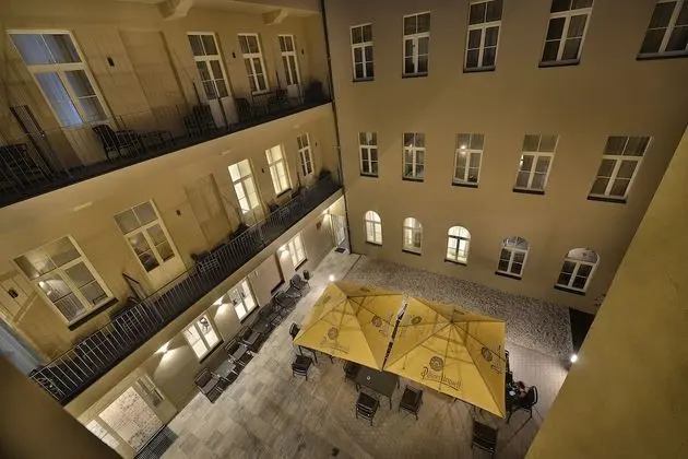 EA Hotel New Town - Dış Mekan