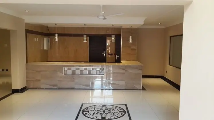 Eagle Nest Luxury Accommodation - Lobi