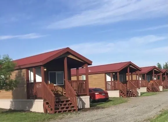 Eagle Peak Lodge & Cabins - Dış Mekan