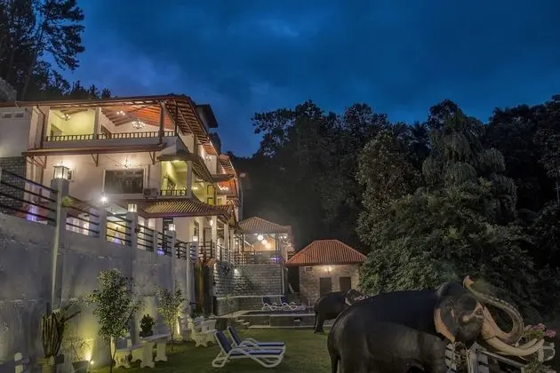 Eagle Regency Boutique Hotel