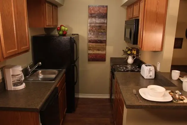Eagle's Den Suites in Three Rivers