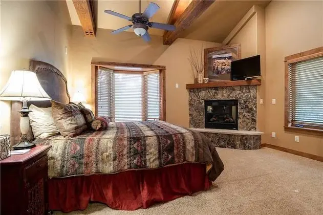 Eagles Nest Chalet - Oda
