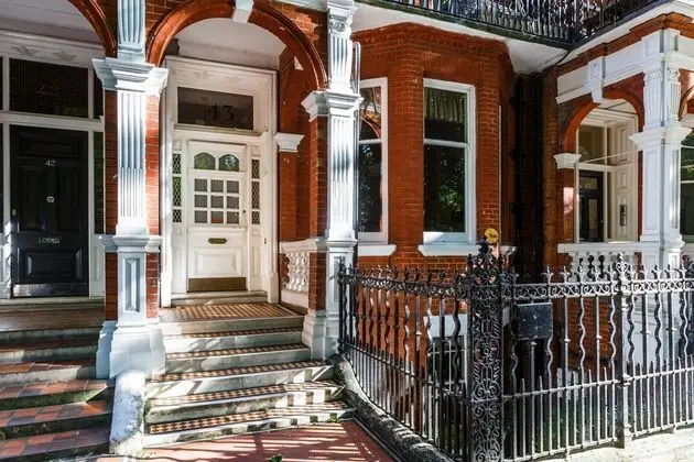 Earl s Court - 2 bed