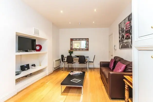 Earl's Court - Longridge Road - İç Mekan