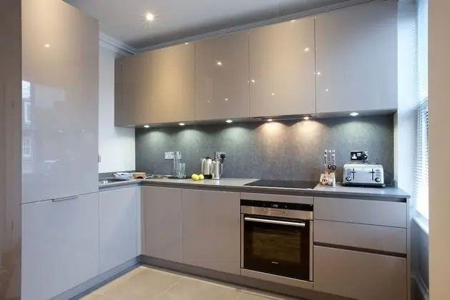 Earl's Court Ongar Road Apartments by Flying Butler - Mutfak