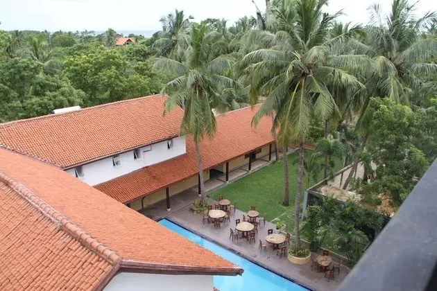 Earl’s Red Passikudah