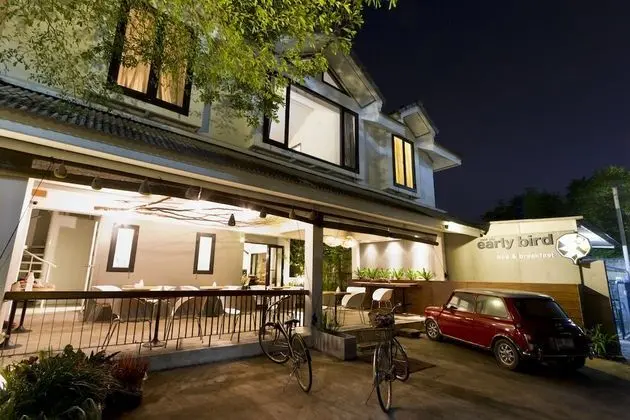 Early Bird Bed & Breakfast - Adults Only