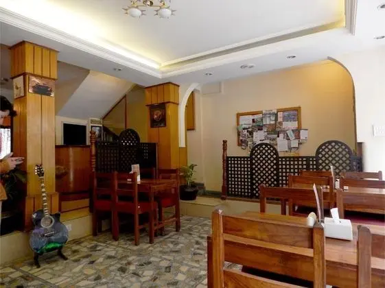 Hotel Earth House - Yerinde Yemek