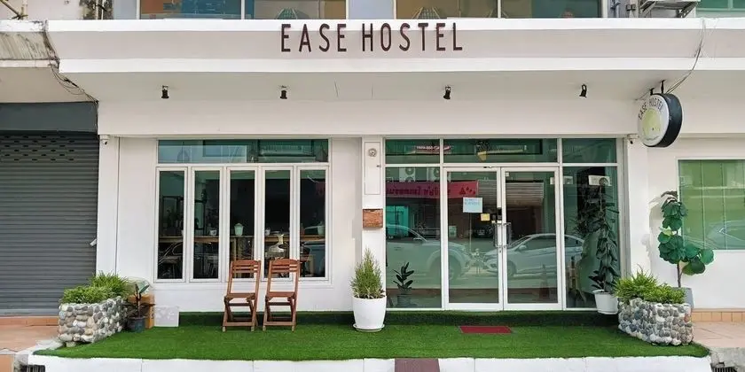 EASE HOSTEL BKK