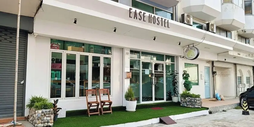 EASE HOSTEL BKK