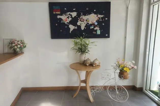 EASE HOSTEL BKK - Lobi