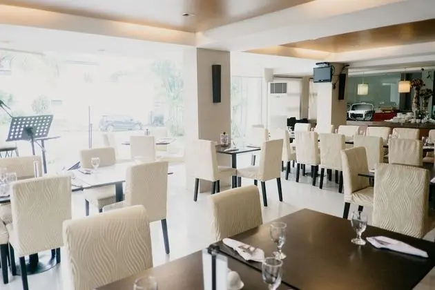 East Asia Royale Hotel - Yerinde Yemek
