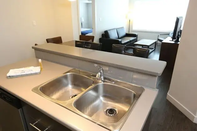 East Village Suites - Mutfak