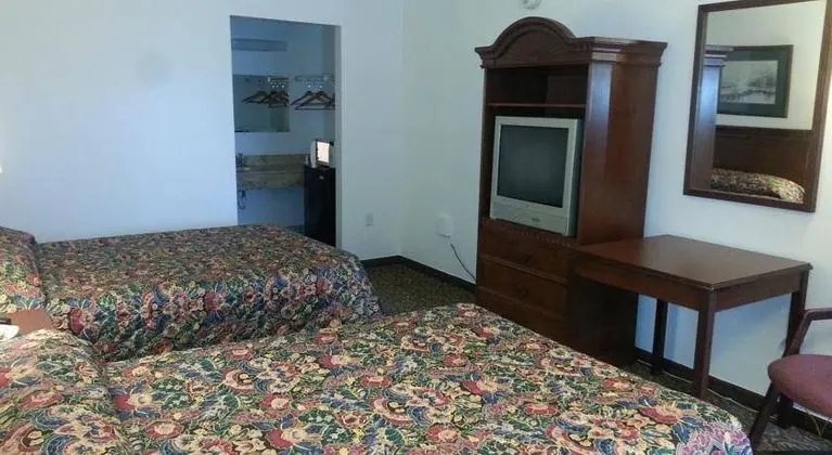 East Lake Inn