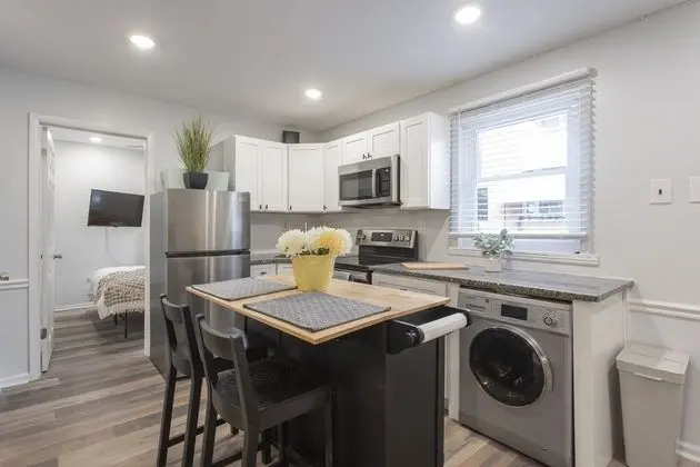 East Passyunk Trendy Apartment - Mutfak