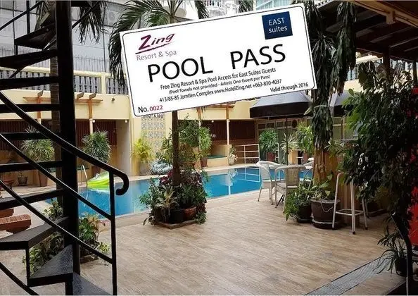 East Suites - Havuz