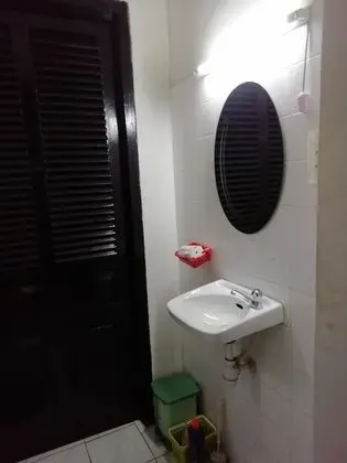 East & West Dormitory And Guesthouse - Banyo Tipleri