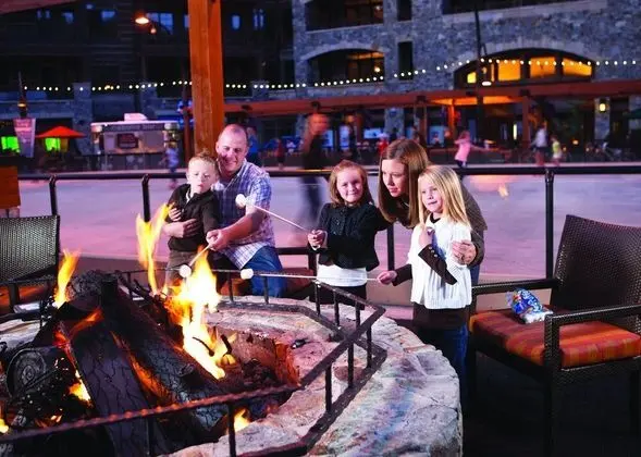 East West Hospitality Tahoe - Dış Mekan
