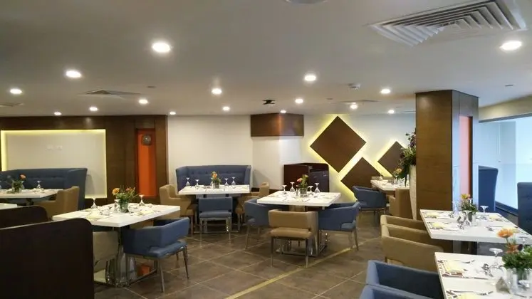 Eastern El Montazah Hotel - Yeme / İçme
