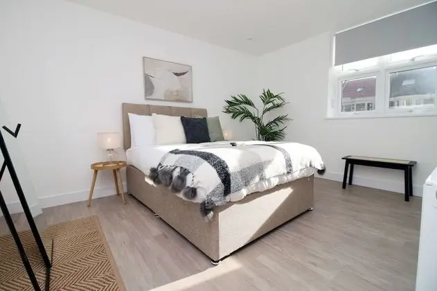 Eastgate Way 3 by Tŷ SA