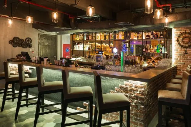 Eastin Grand Hotel Saigon - Bar