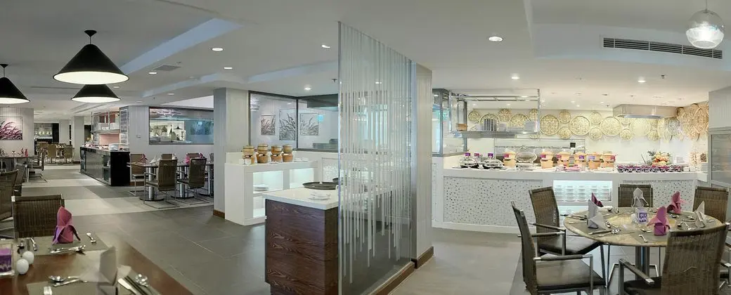 Eastin Grand Hotel Saigon - Yeme / İçme