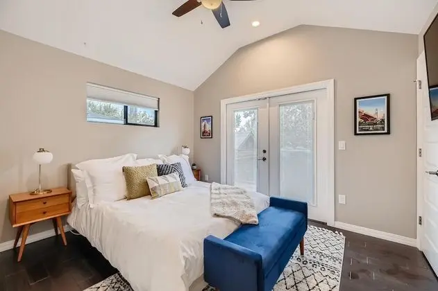 Eastside Escape By Boutiq