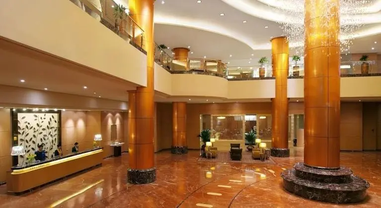 Eastwood Richmonde Hotel - Lobi