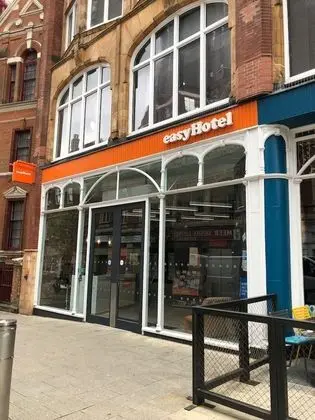 easyHotel Birmingham - Dış Mekan