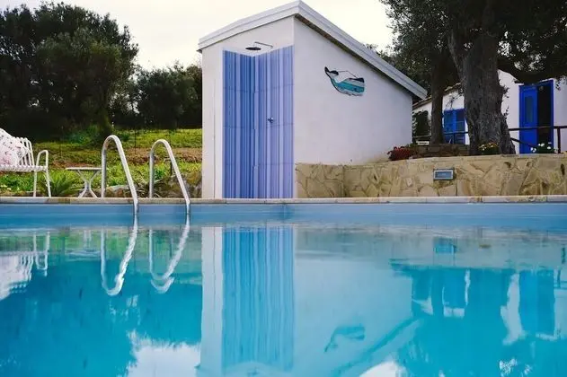 Easy Welcome Salvia - Cartolari County Apartments