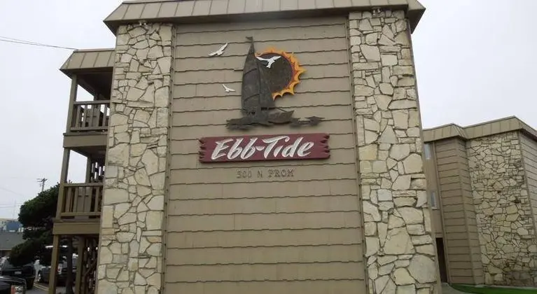 Ebb Tide Oceanfront Inn