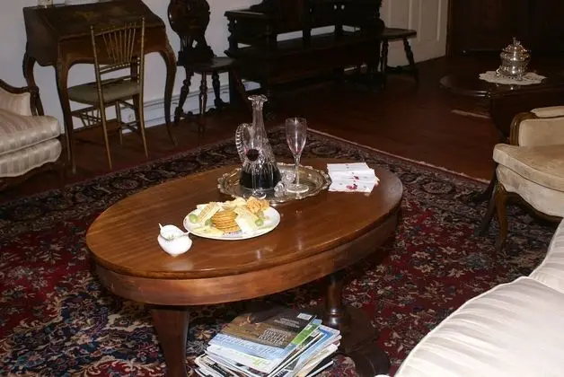 The Ebenezer House Bed & Breakfast - Lobi