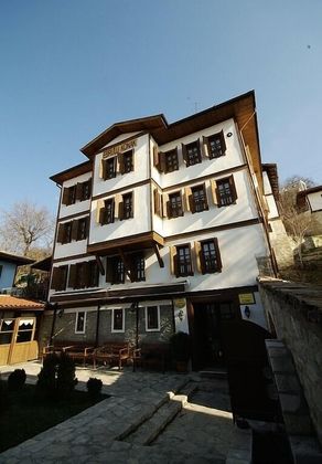 Ebrulu KonakFotoğrafı