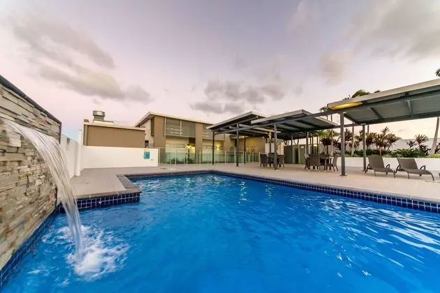 Echelon Apartments Yeppoon - Havuz