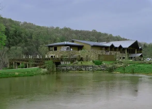 Echo Bluff State Park - Öne Çıkan Resim